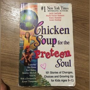 5/$15 • 🐱 Chicken Soup for the Preteen Soul